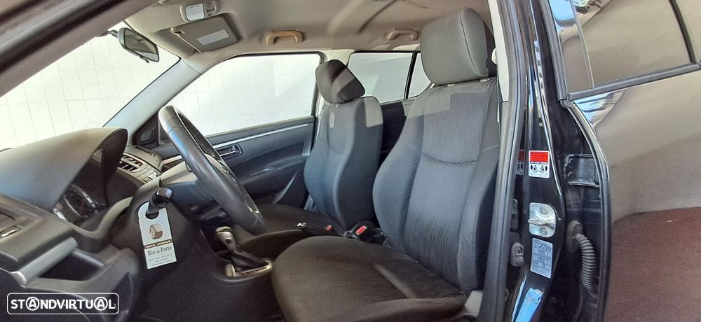 Suzuki Swift 1.2 VVT GLX AT - 9