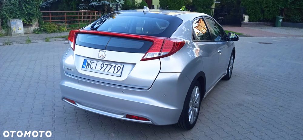 Honda Civic 1.4 i-VTEC Sport - 10