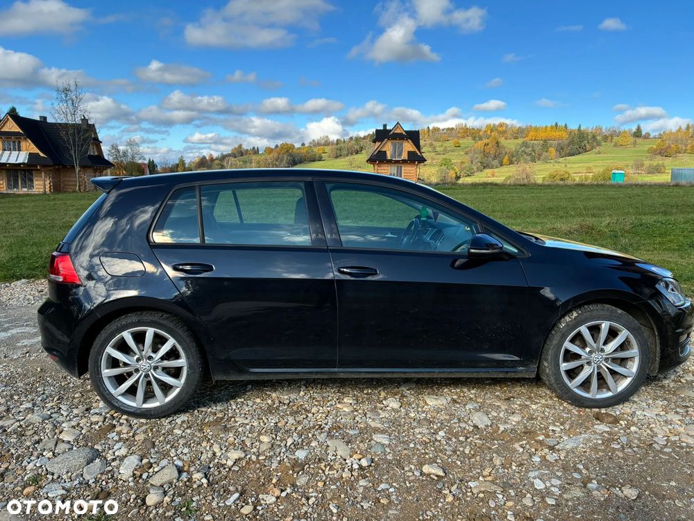 Volkswagen Golf 2.0 TDI BlueMotion Technology Edition - 3