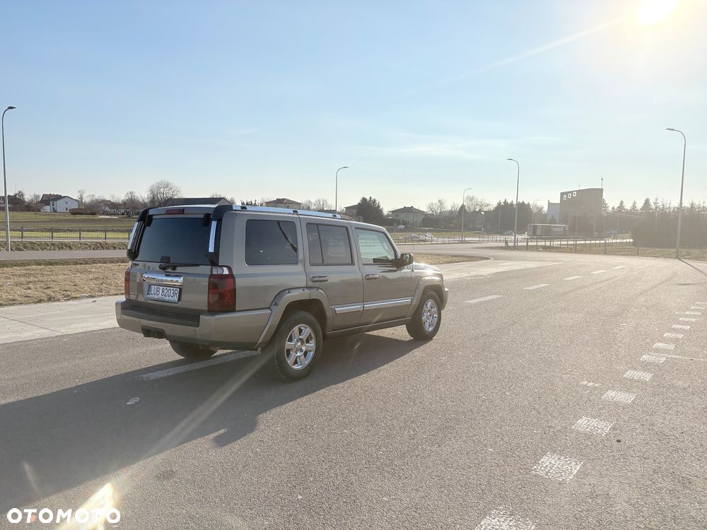 Jeep Commander 4.7 V8 - 9