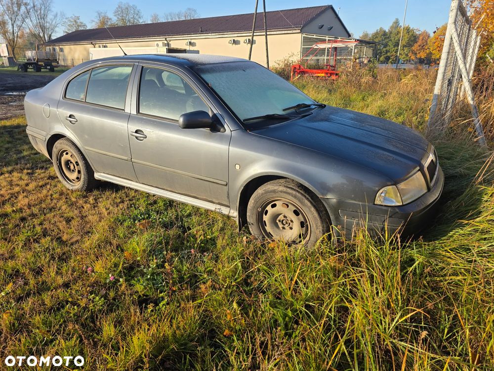Skoda Octavia - 1
