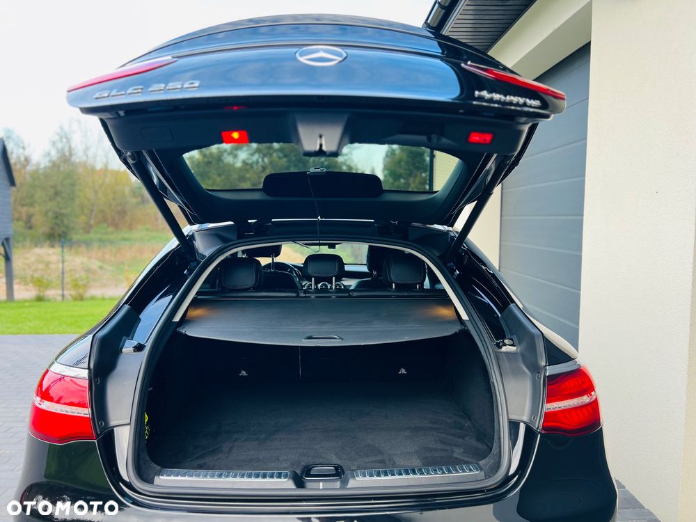 Mercedes-Benz GLC Coupe 250 4-Matic - 17