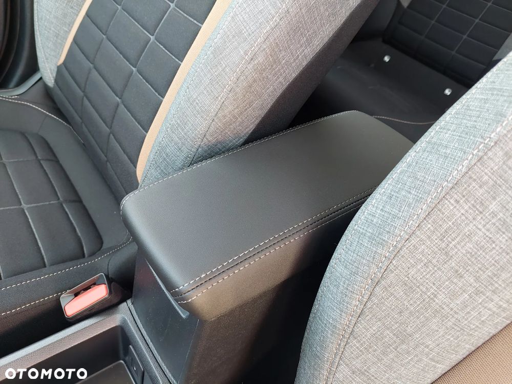 Citroën C3 Aircross ver-1-2-mhev-plus-s-s-edct6 - 22