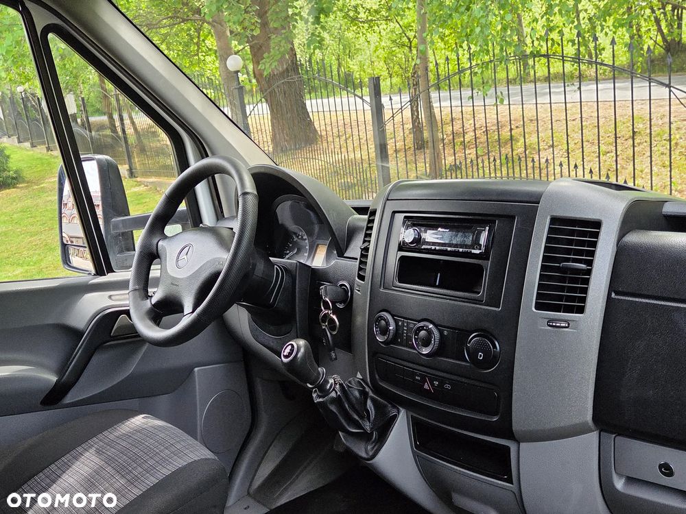 Mercedes-Benz SPRINTER 319 CDI - 17