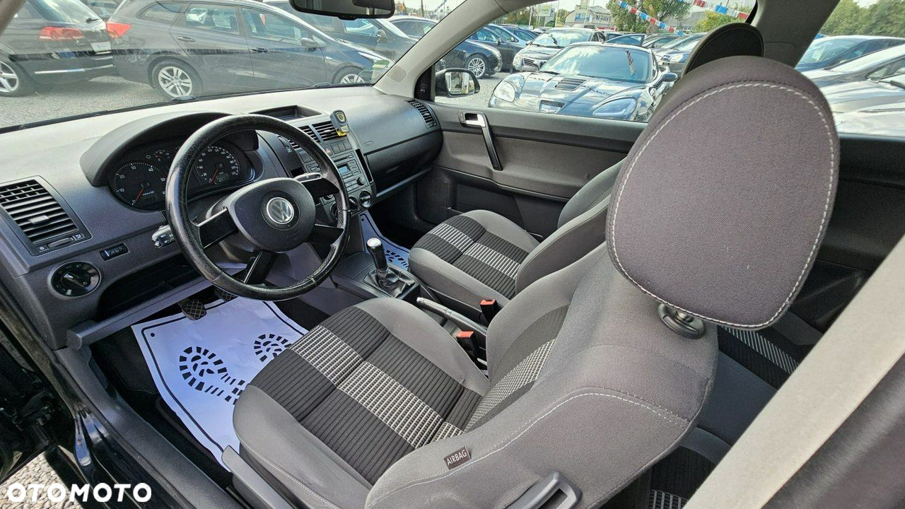 Volkswagen Polo - 24