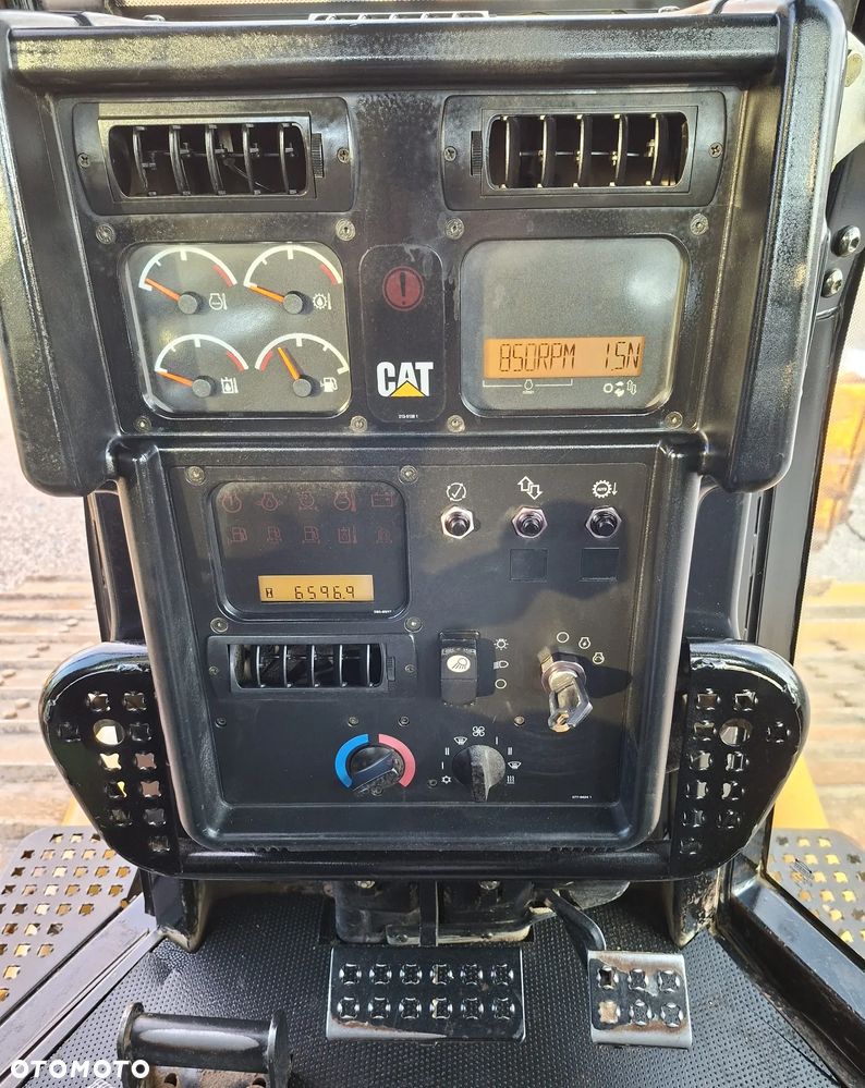Caterpillar CAT D6N LGP - 38