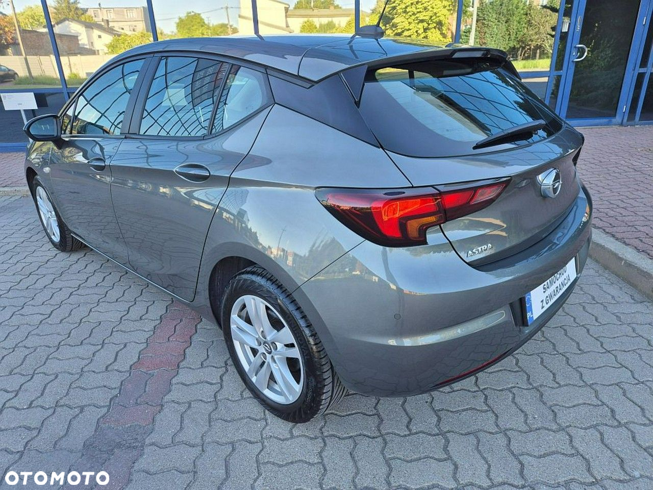 Opel Astra V 1.2 T Edition S&S - 26