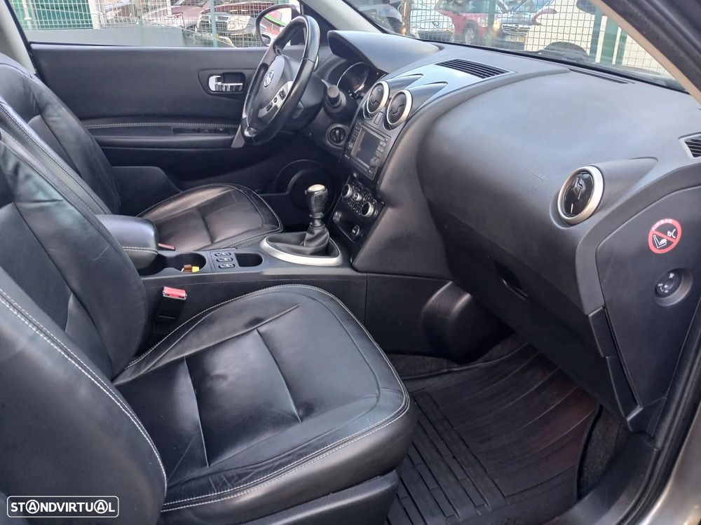 Nissan Qashqai +2 1.6 dCi Tekna Premium 18 360 S&S - 32