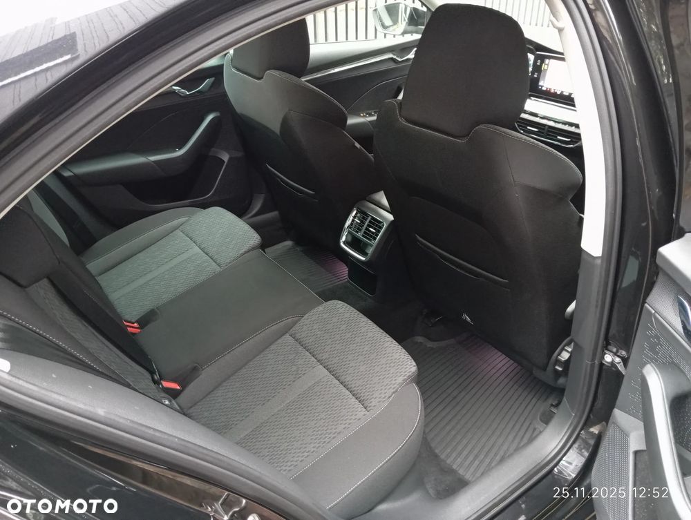 Skoda Octavia 2.0 TDI Style DSG - 10