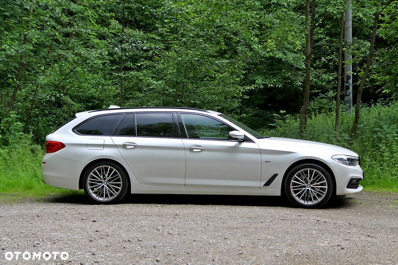 BMW Seria 5 530d xDrive Sport Line - 5