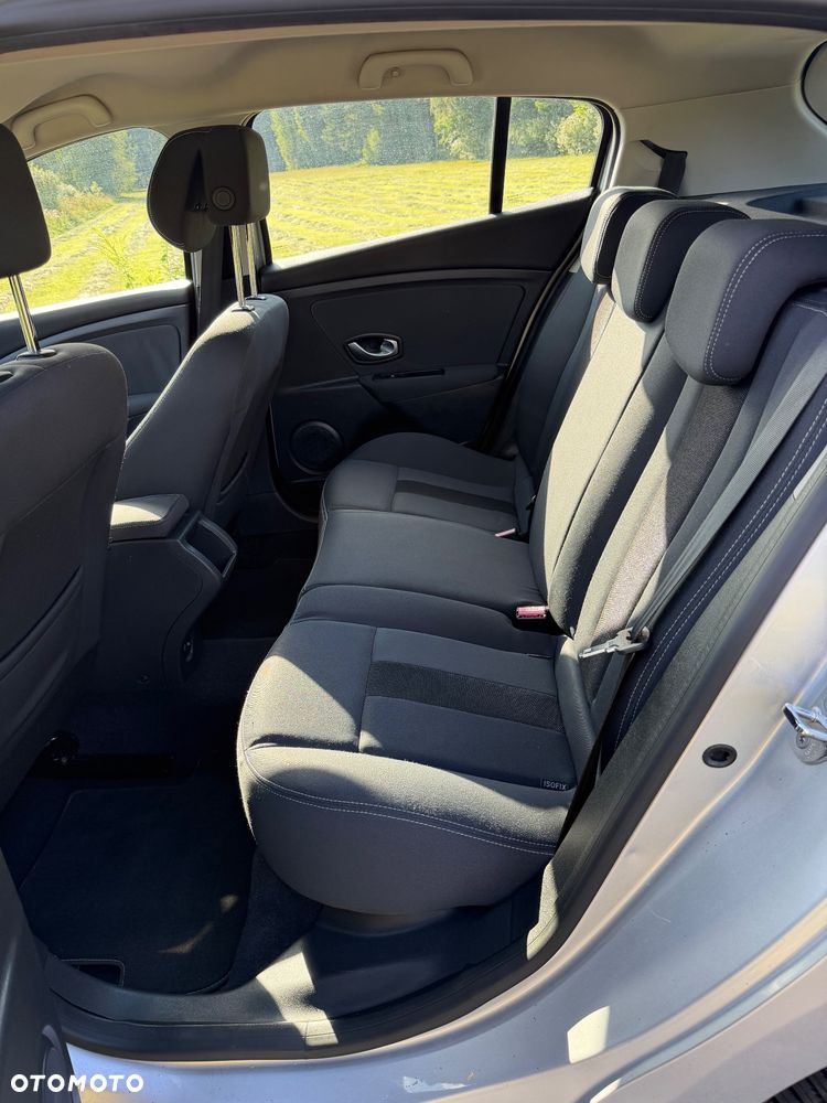 Renault Megane dCi 130 FAP Dynamique - 11