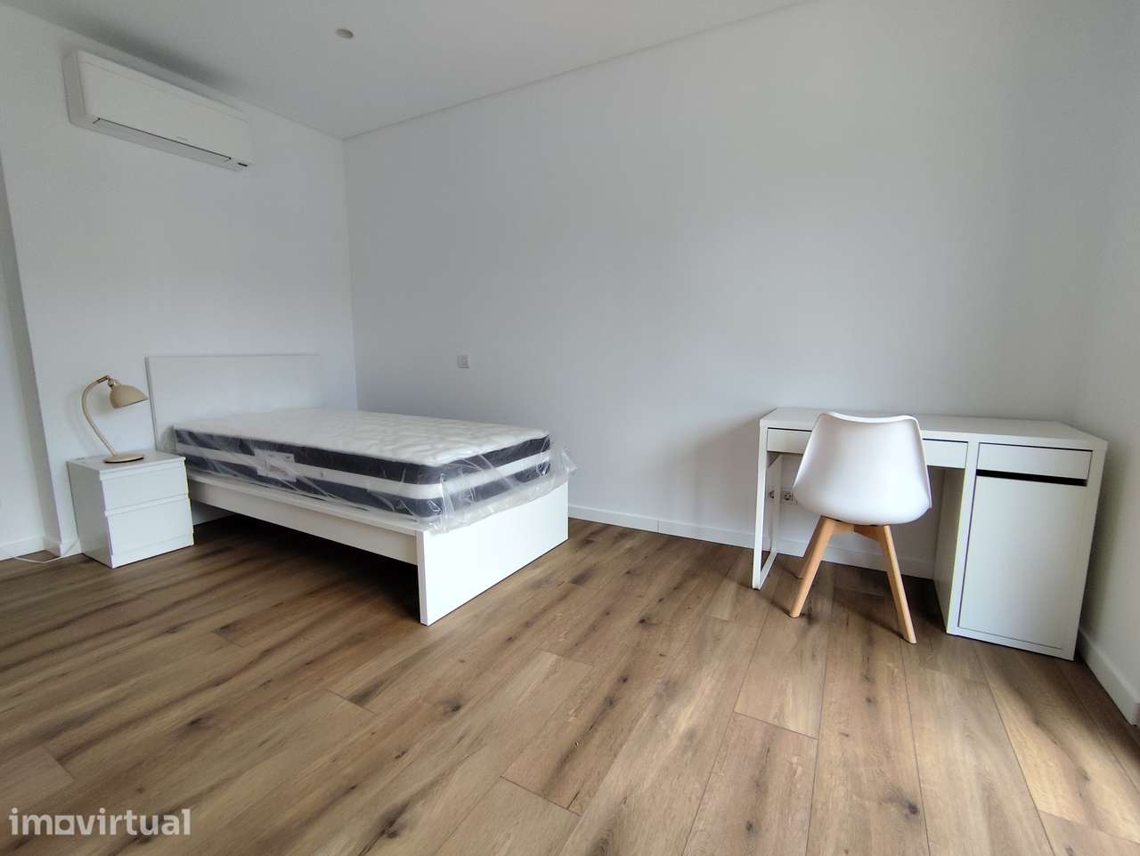 Quartos individuais mobilados em Covilhã - junto à FCS-UBI - Grande imagem: 4/23