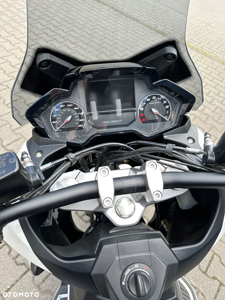 Peugeot XP400 - 20