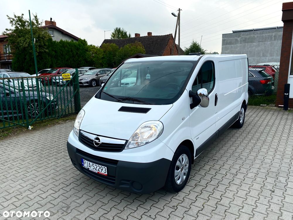 Opel Vivaro - 32