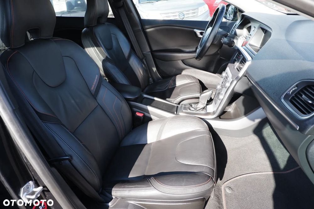 Volvo V40 D2 Powershift Ocean Race - 9