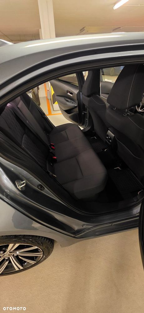 Toyota Corolla 1.8 Hybrid Comfort - 9