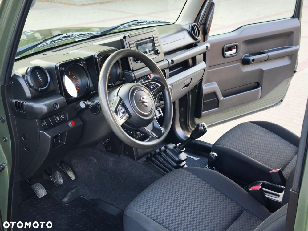 Suzuki Jimny 1.5 Premium - 18