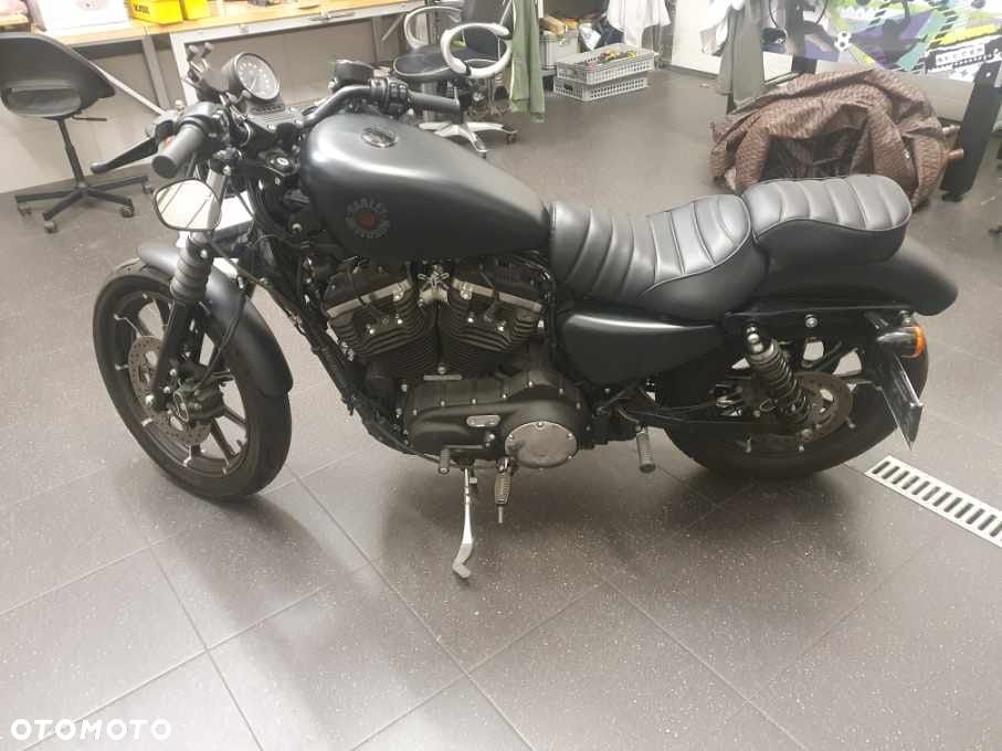 Harley-Davidson Sportster Iron 883 - 4