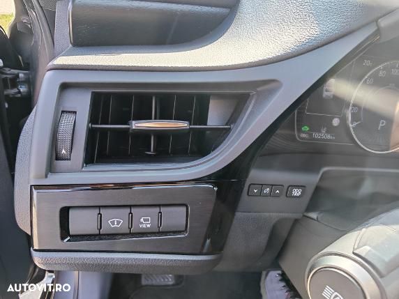 Lexus Seria ES 300h 2.5 TNGA HV 25H- 4X2 CVT Luxury Tech - 27