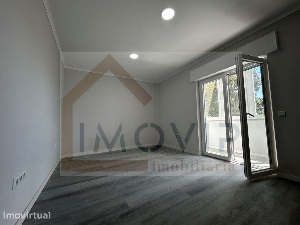 Apartamento T2 Remodelado em Setúbal - Grande imagem: 5/17