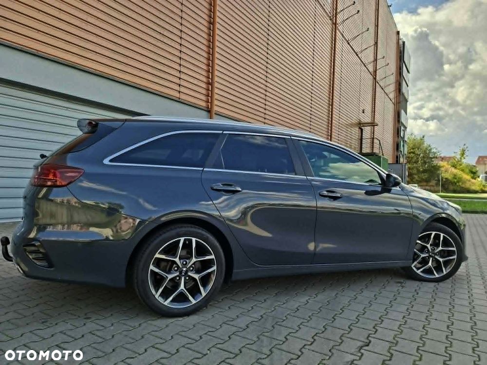 Kia Ceed 1.5 T-GDI DCT7 OPF GT Line - 26