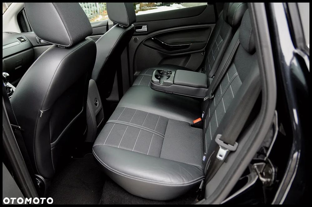 Ford Kuga 2.0 TDCi Titanium - 33