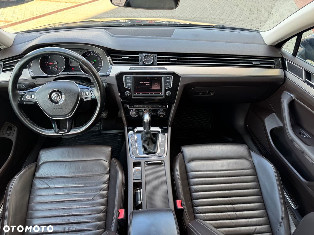 Volkswagen Passat 2.0 TDI BMT 4Mot Highline DSG - 20