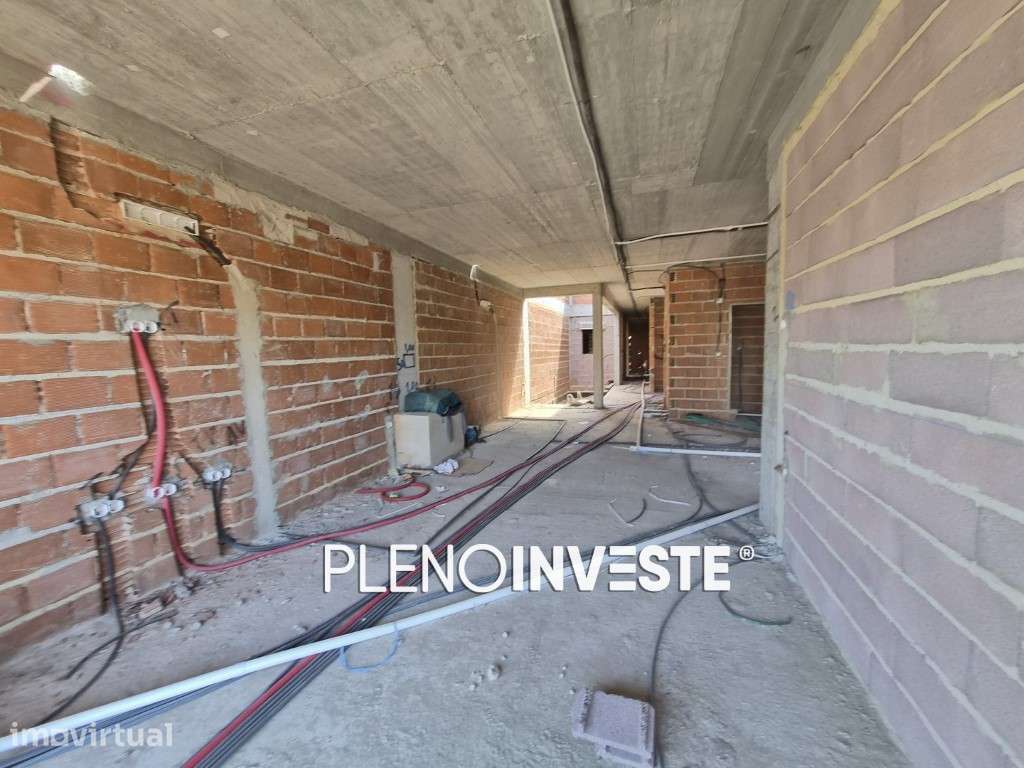 Moradia V4 Térrea Nova com Piscina a 15 Minutos de Sesimbra - Grande imagem: 3/10