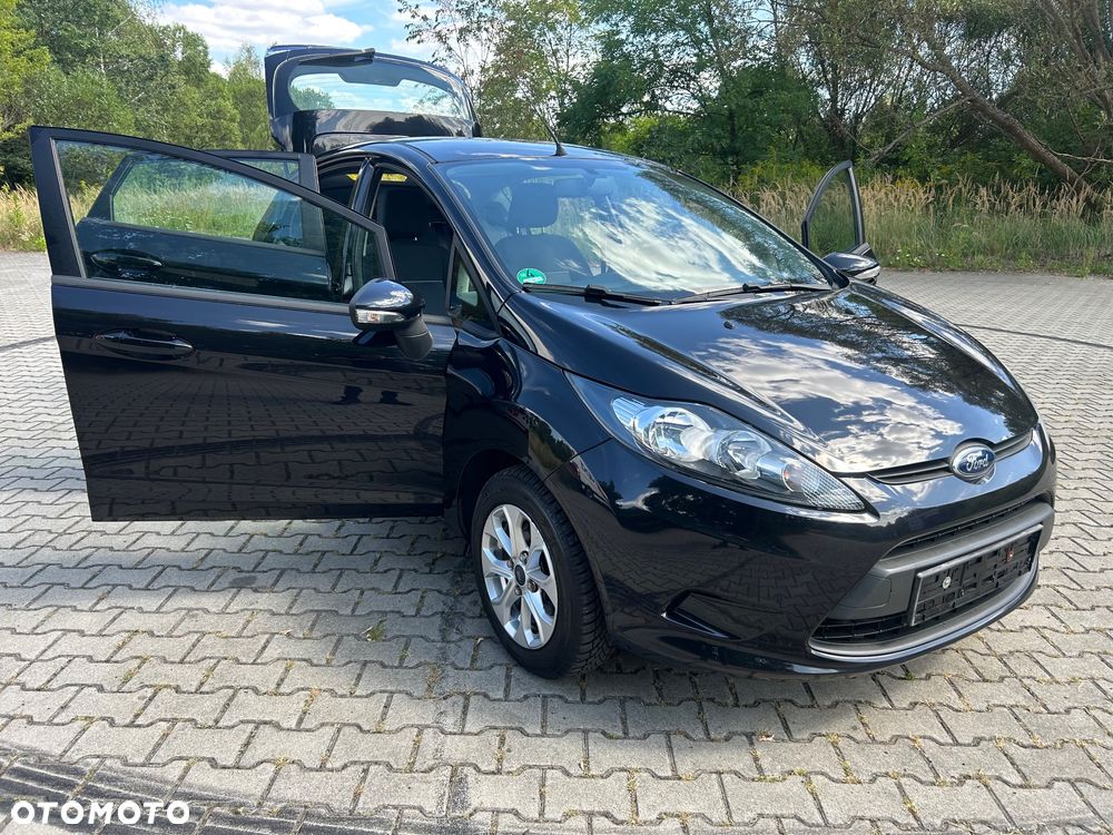 Ford Fiesta 1.25 Champions Edition - 19