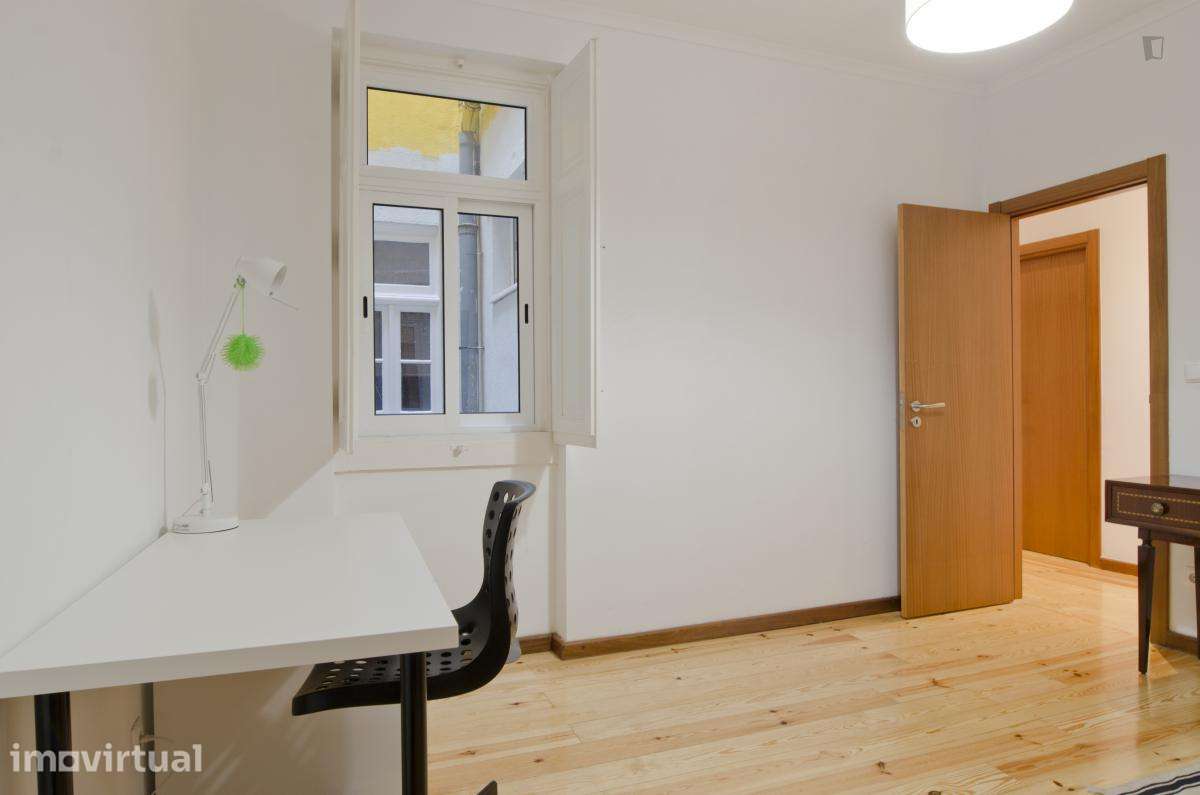 Quarto - localizado em Entrecampos Lisbon - Grande imagem: 3/17