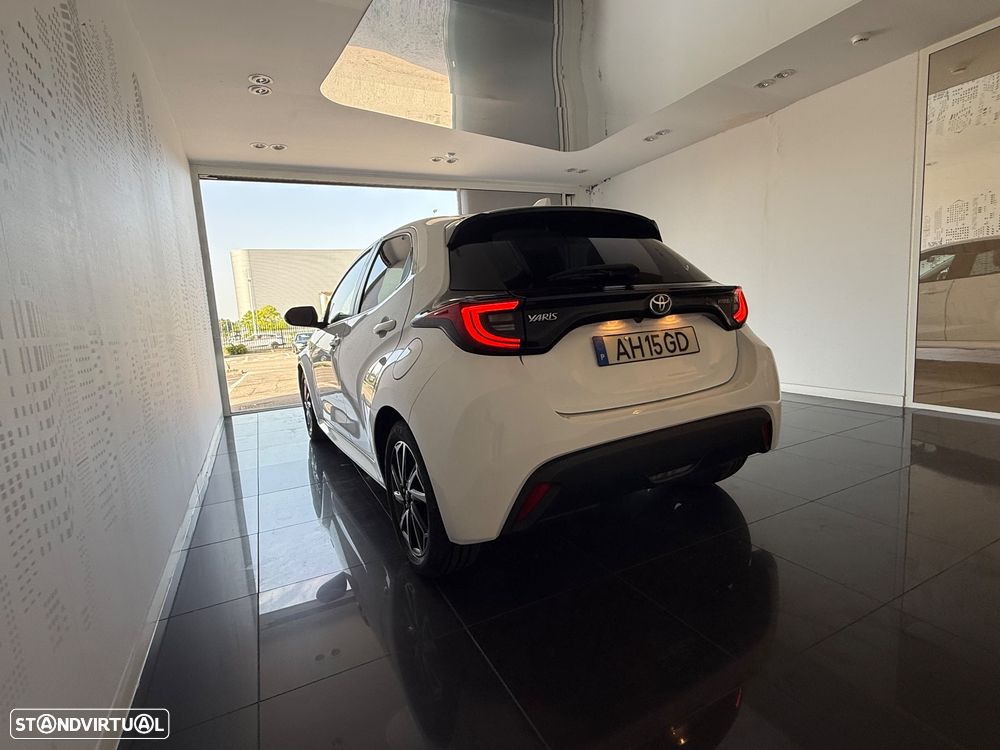 Toyota Yaris - 4