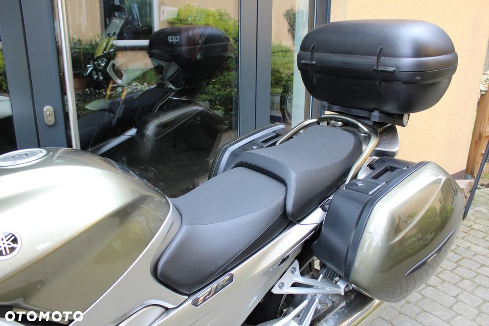 Yamaha FJR - 13