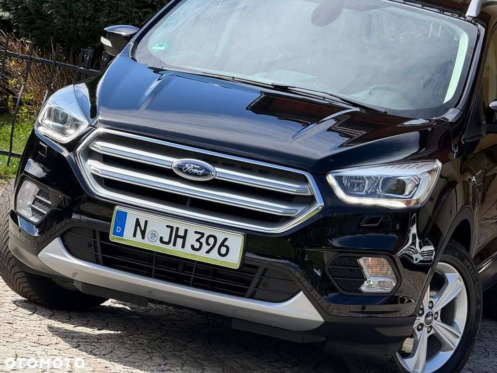 Ford Kuga 2.0 TDCi FWD Titanium Plus - 4