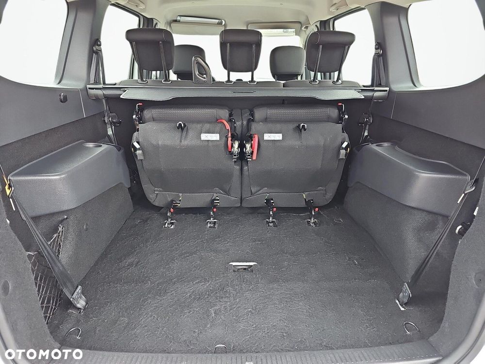 Dacia Lodgy 1.5 Blue dCi Laureate S&S EU6d - 26