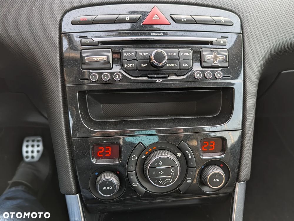 Peugeot 308 CC HDi FAP 140 Platinum - 32