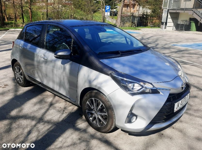 Toyota Yaris 1.5 20th Anniversary CVT - 3