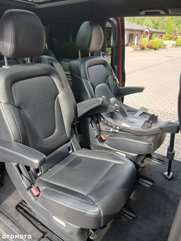 Mercedes-Benz Klasa V 300 d 4-Matic Avantgarde 9G-Tronic (d³ugi) - 11