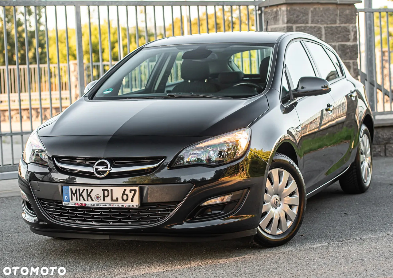 Opel Astra 1.4 Turbo Exklusiv - 5