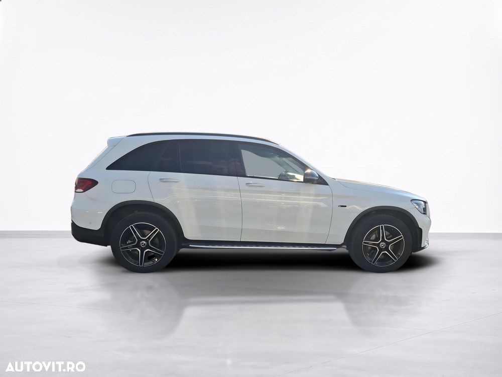 Mercedes-Benz GLC - 7