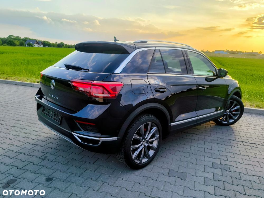 Volkswagen T-Roc - 16