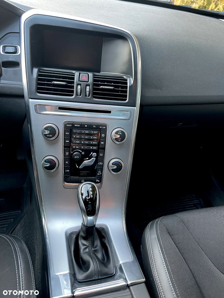 Volvo XC 60 D4 AWD Summum - 12