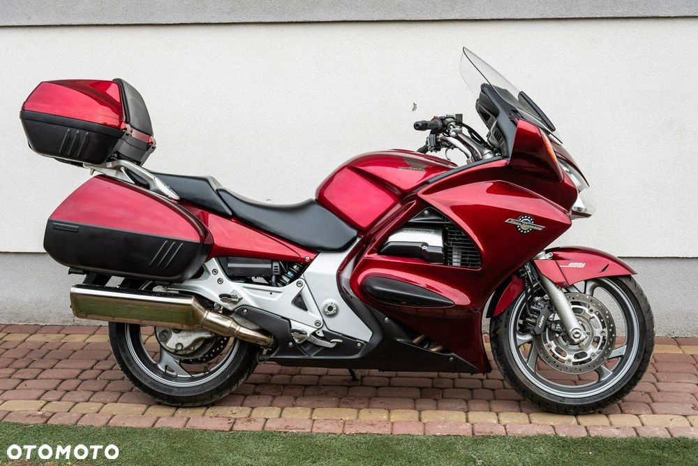 Honda ST - 3