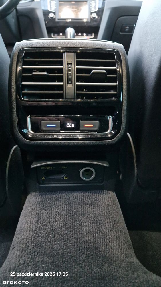 Volkswagen Passat - 16