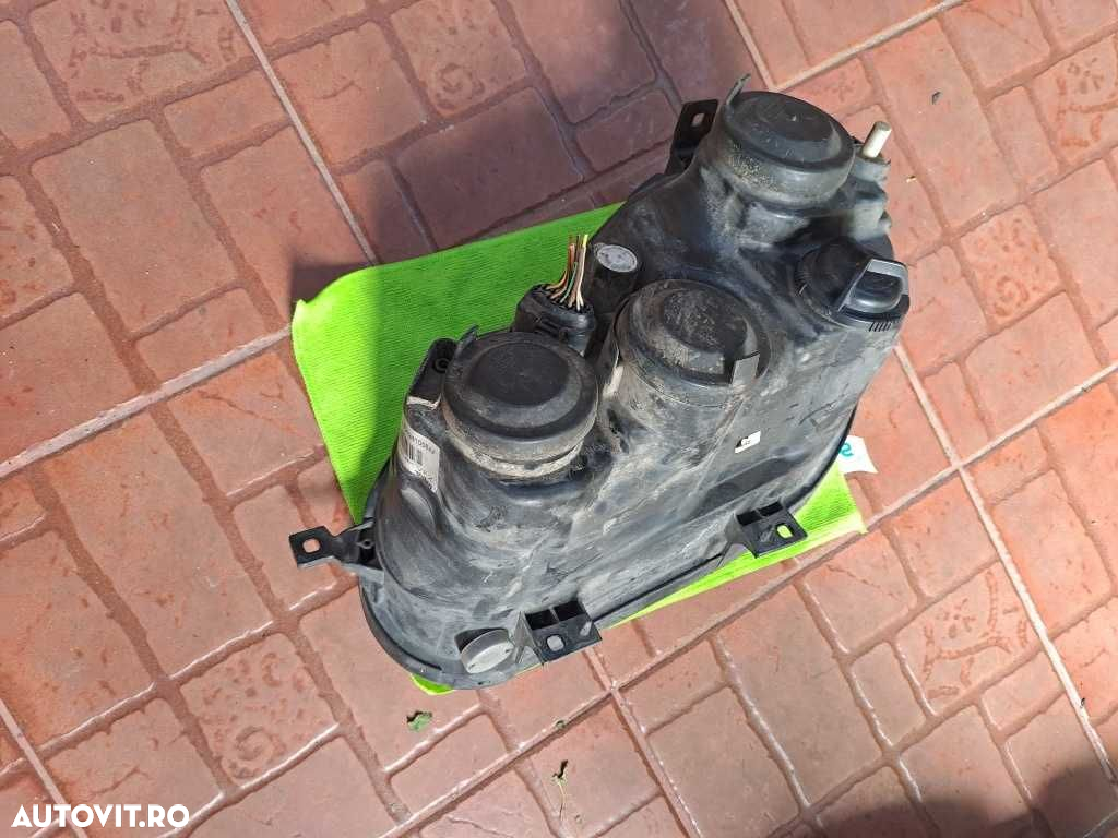 Far stanga dreapta VW Polo 9N an 2002-2005 originale - 3