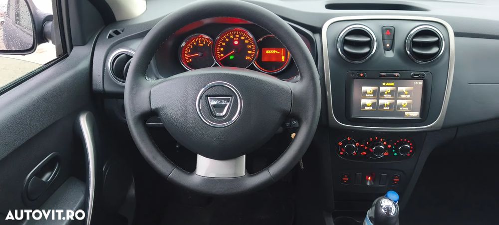 Dacia Logan 1.2 16V Laureate - 14