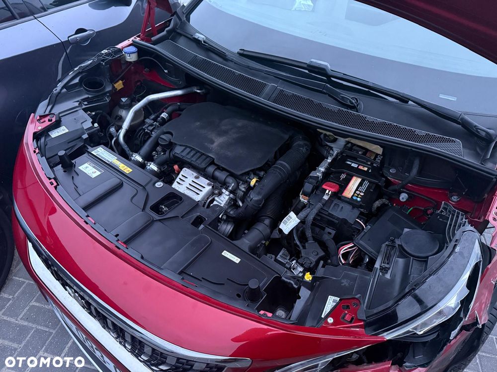 Peugeot 3008 PureTech 130 Stop & Start GPF EAT8 Allure - 26