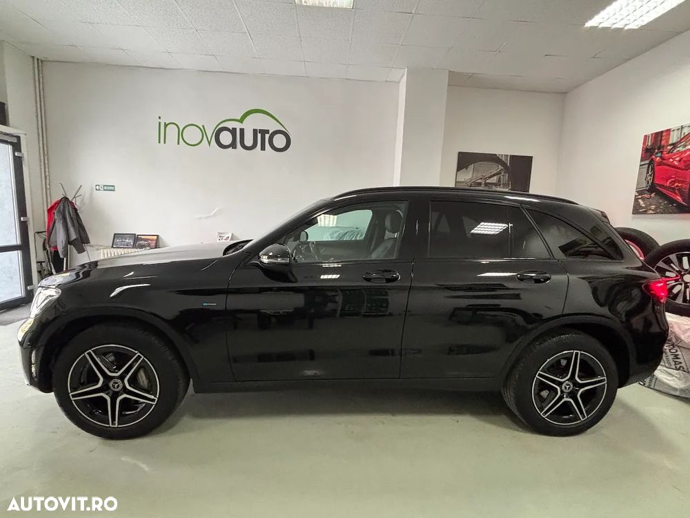 Mercedes-Benz GLC 300 e 4MATIC - 4