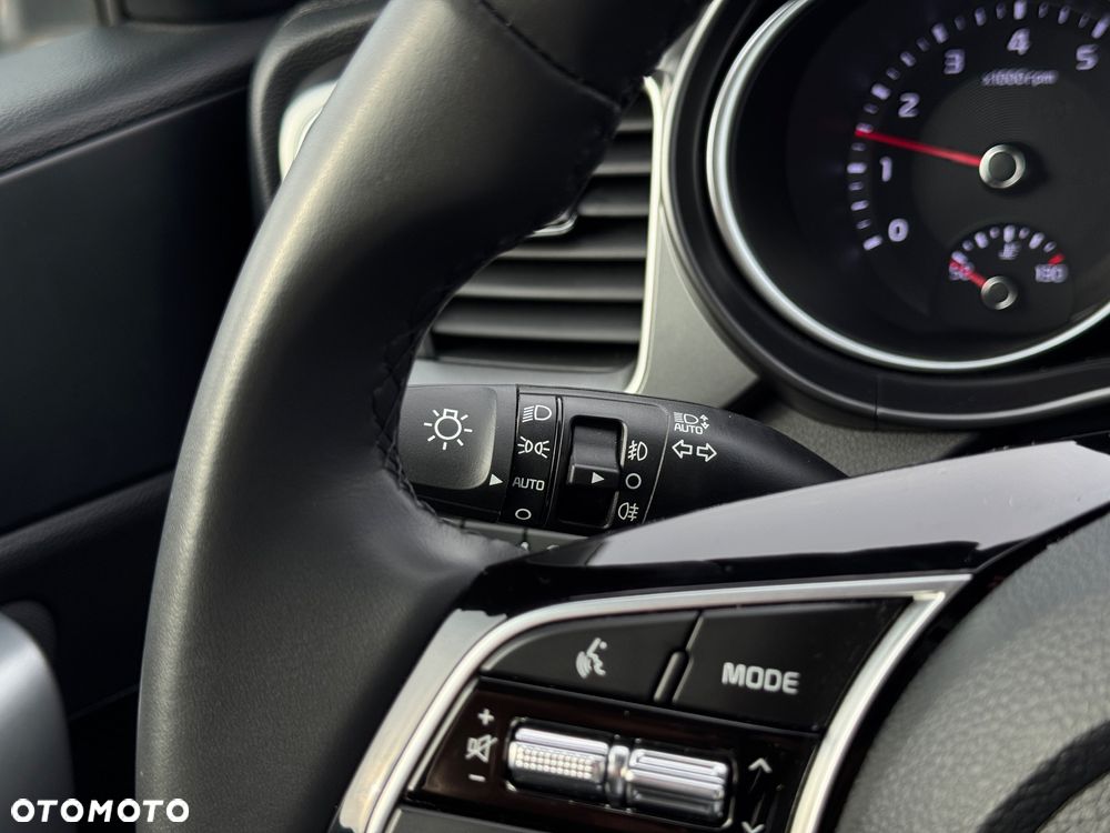 Kia Ceed 1.5 T-GDI M - 19