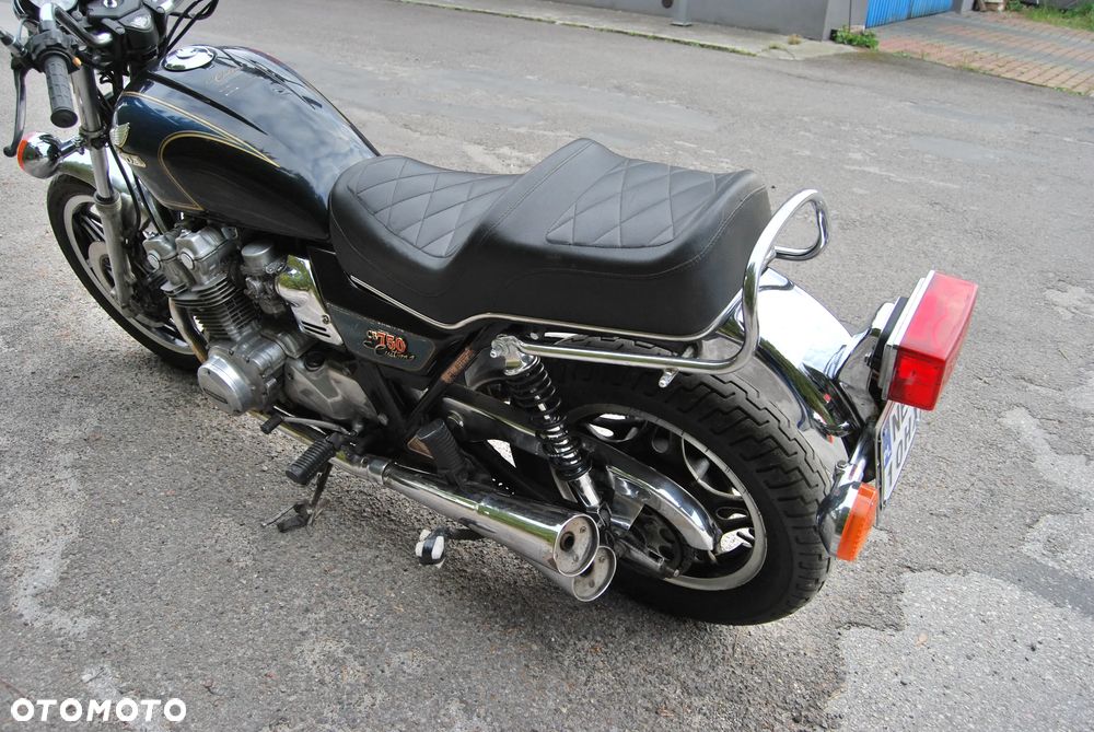 Honda CB - 7