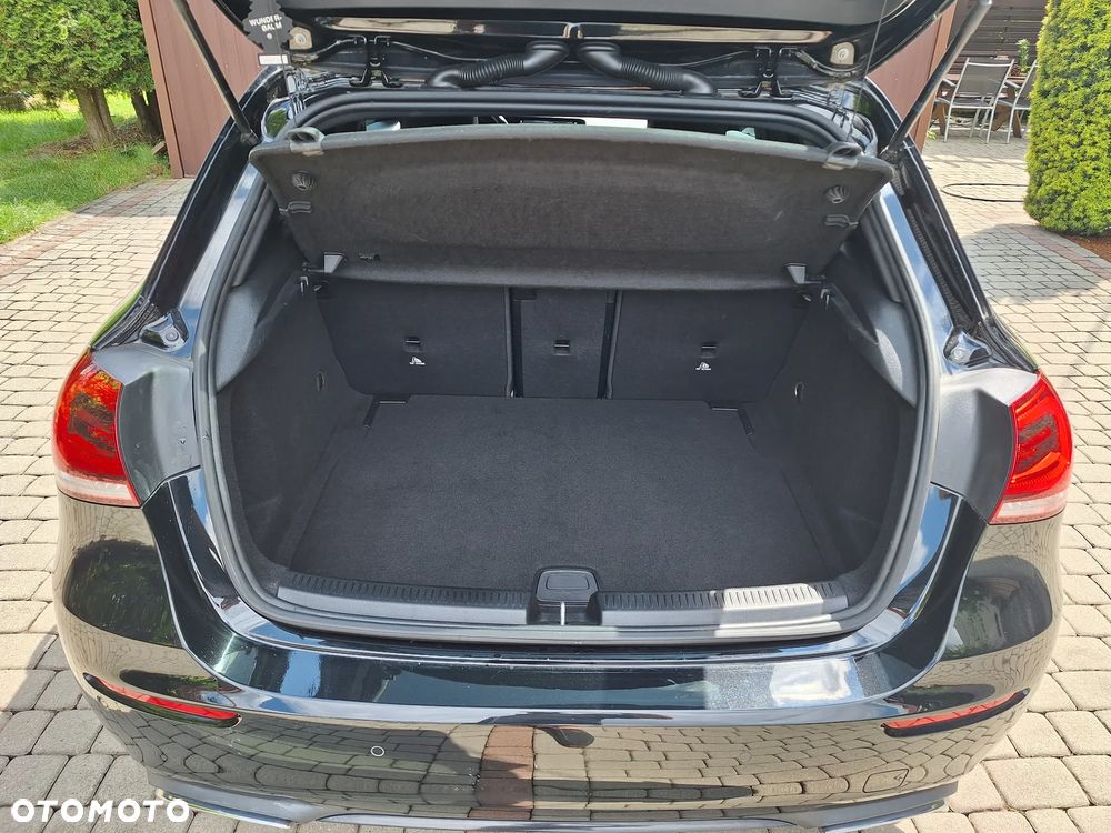 Mercedes-Benz Klasa A 180 7G-DCT Progressive - 14